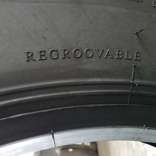 Regroovable - маркировка грузовых шин